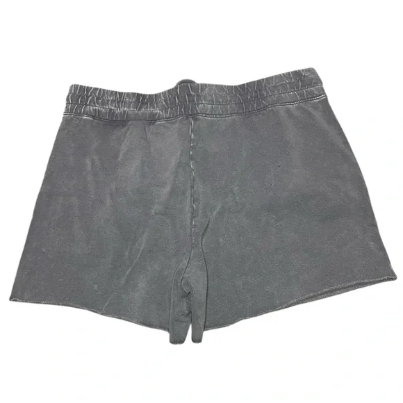 LACAUSA Slater Sweatshorts in Washed Gray - Picture 5 of 10